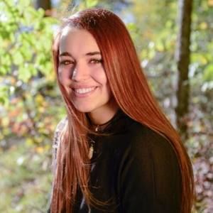 Meet your Posher, Avery